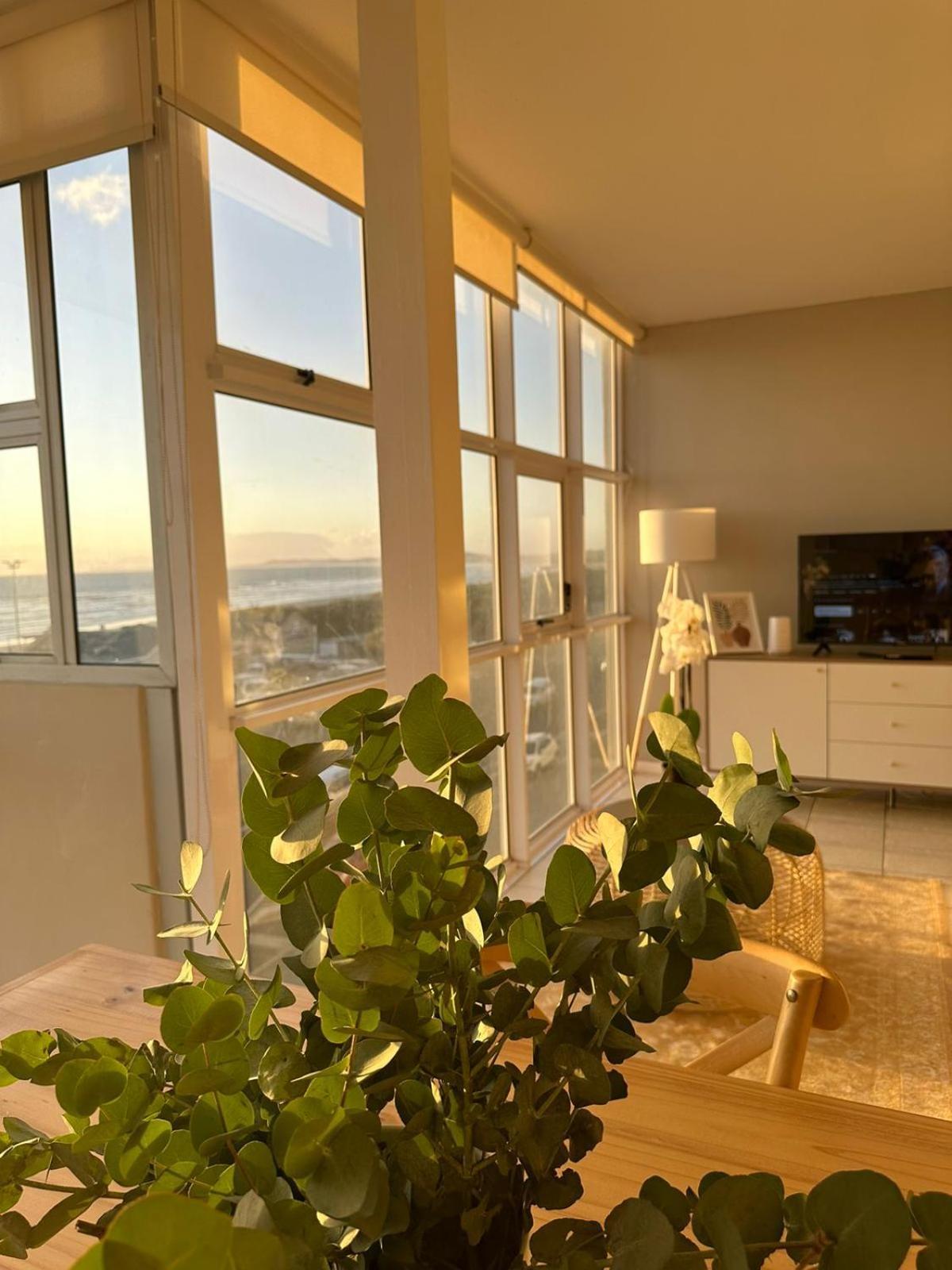 Apartment Charming Beachfront